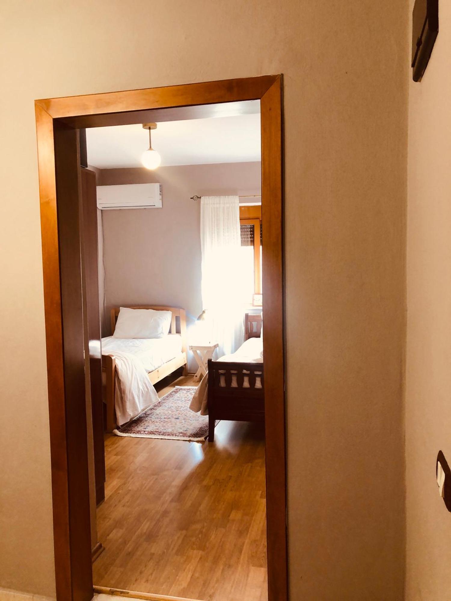 Qemal Stafa Apartment ティラナ エクステリア 写真